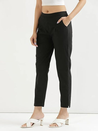 color:black