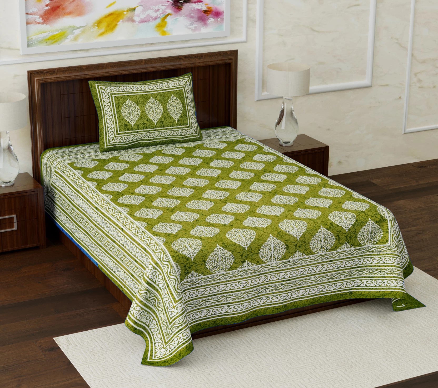 color:green