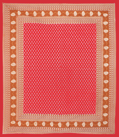 color:red