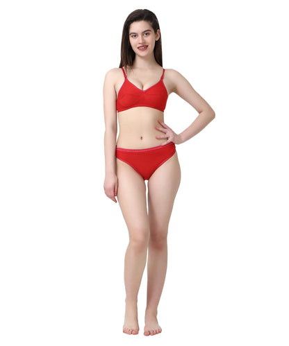 color:red