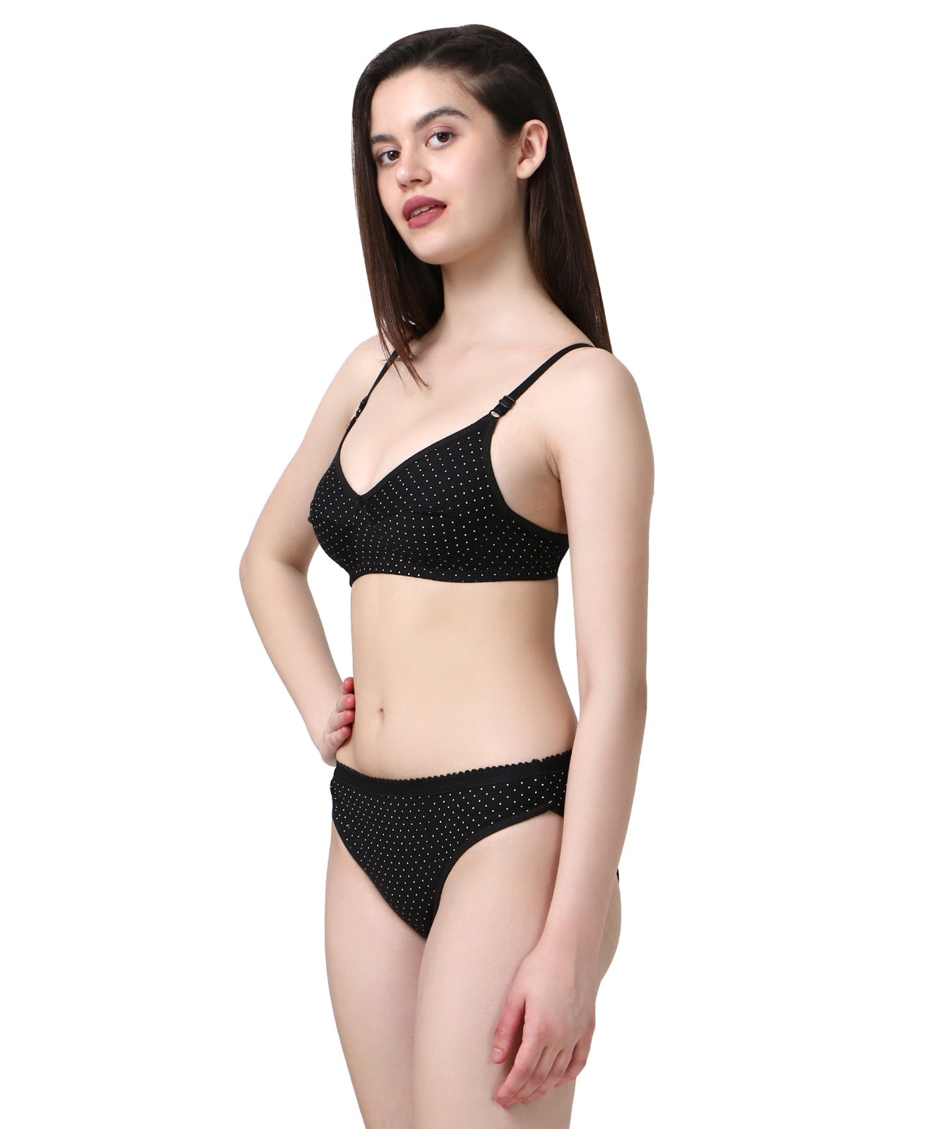 color:black