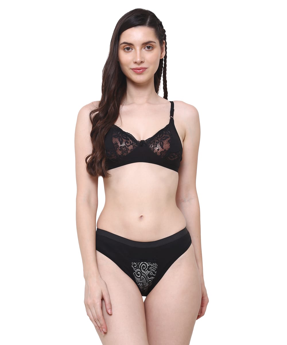 color:black